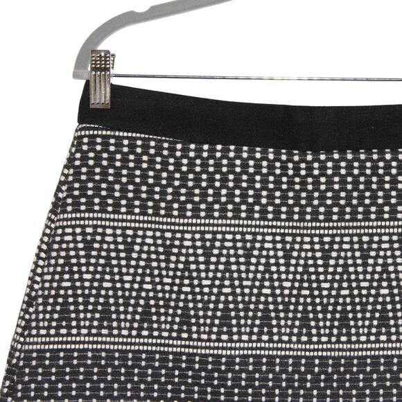 KOTON Black and White Mini Skirt Size Medium NWT - Picture 3 of 5
